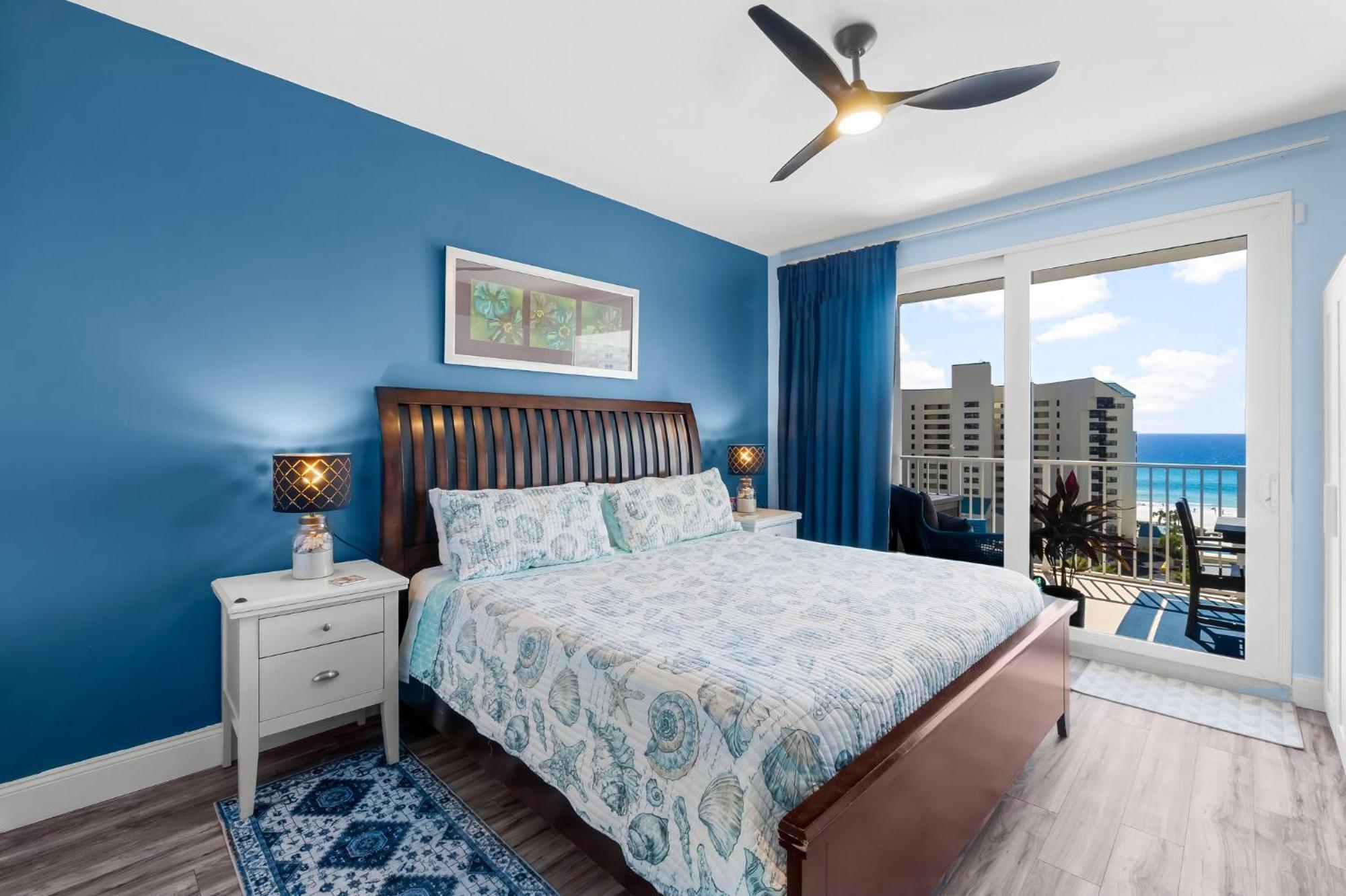 She Sells Seashells By The Seashore - Laketown Wharf #725 By Nautical Holiday home