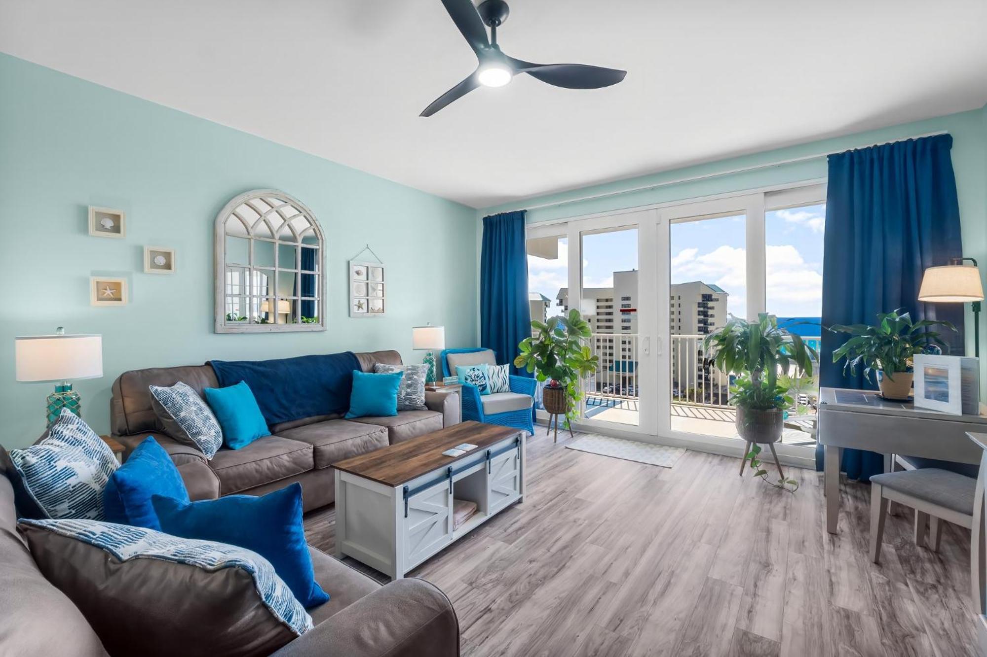 She Sells Seashells By The Seashore - Laketown Wharf #725 By Nautical