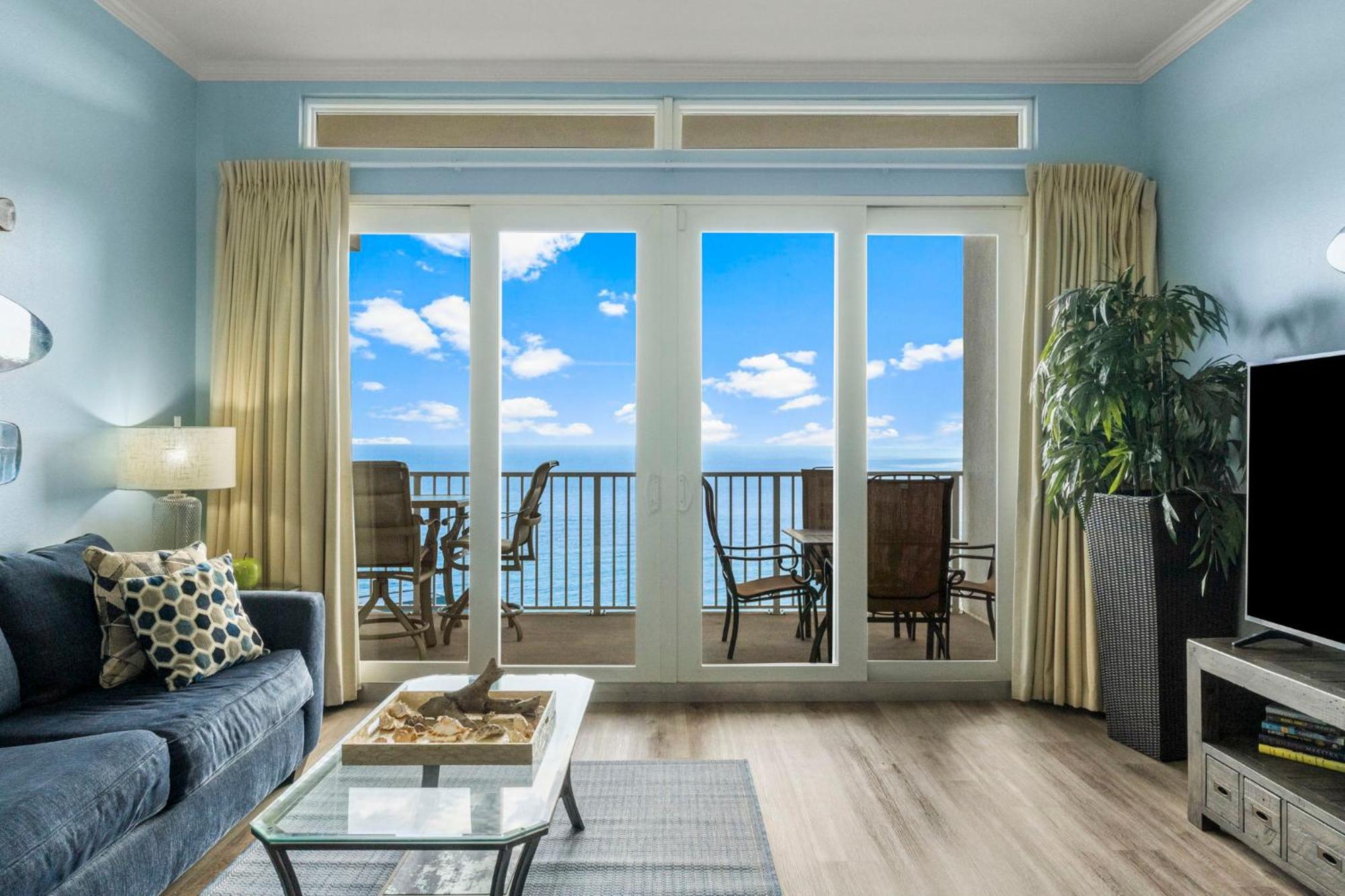 Penthouse Perfection At Laketown Wharf #2127 By Nautical Holiday home *