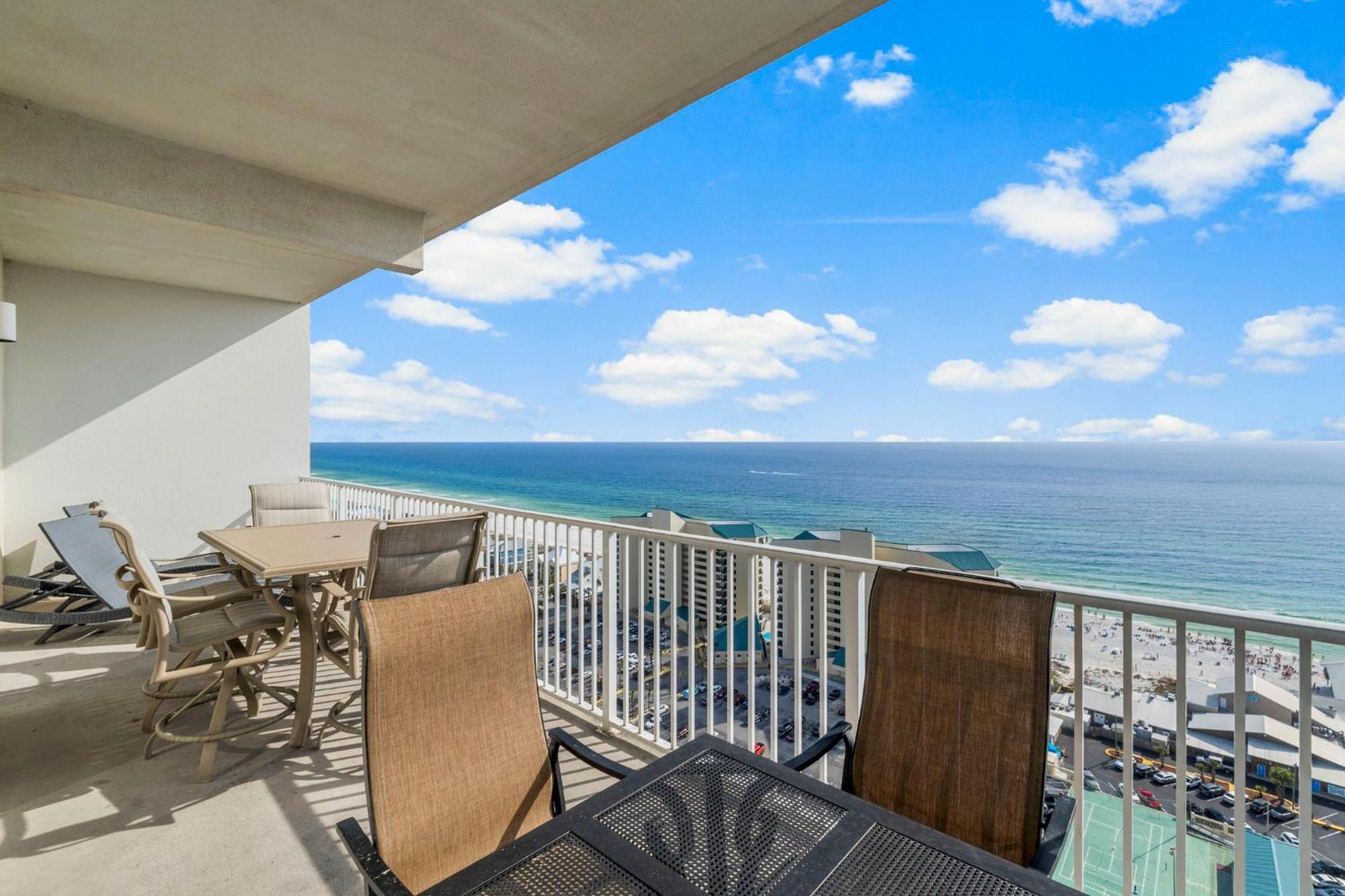 Penthouse Perfection At Laketown Wharf #2127 By Nautical *