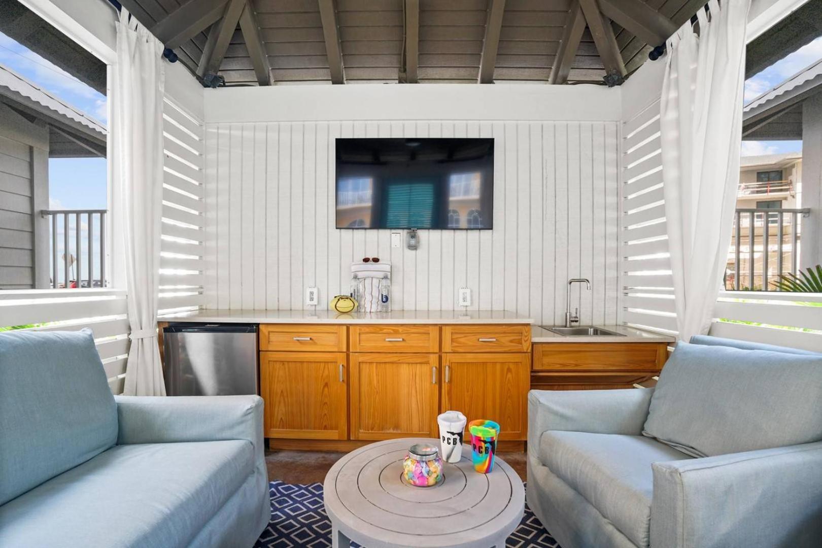 Holiday home Calypso 3 New Relax Unwind Luxury Pcb Next To Pier Park 3 Bed 2 Bath Pool Hot Tub Tikki Bar Panama City Beach