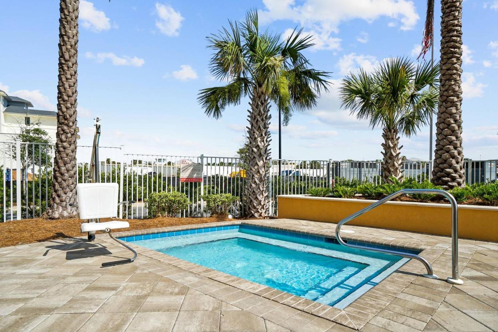 Calypso 3 New Relax Unwind Luxury Pcb Next To Pier Park 3 Bed 2 Bath Pool Hot Tub Tikki Bar Panama City Beach