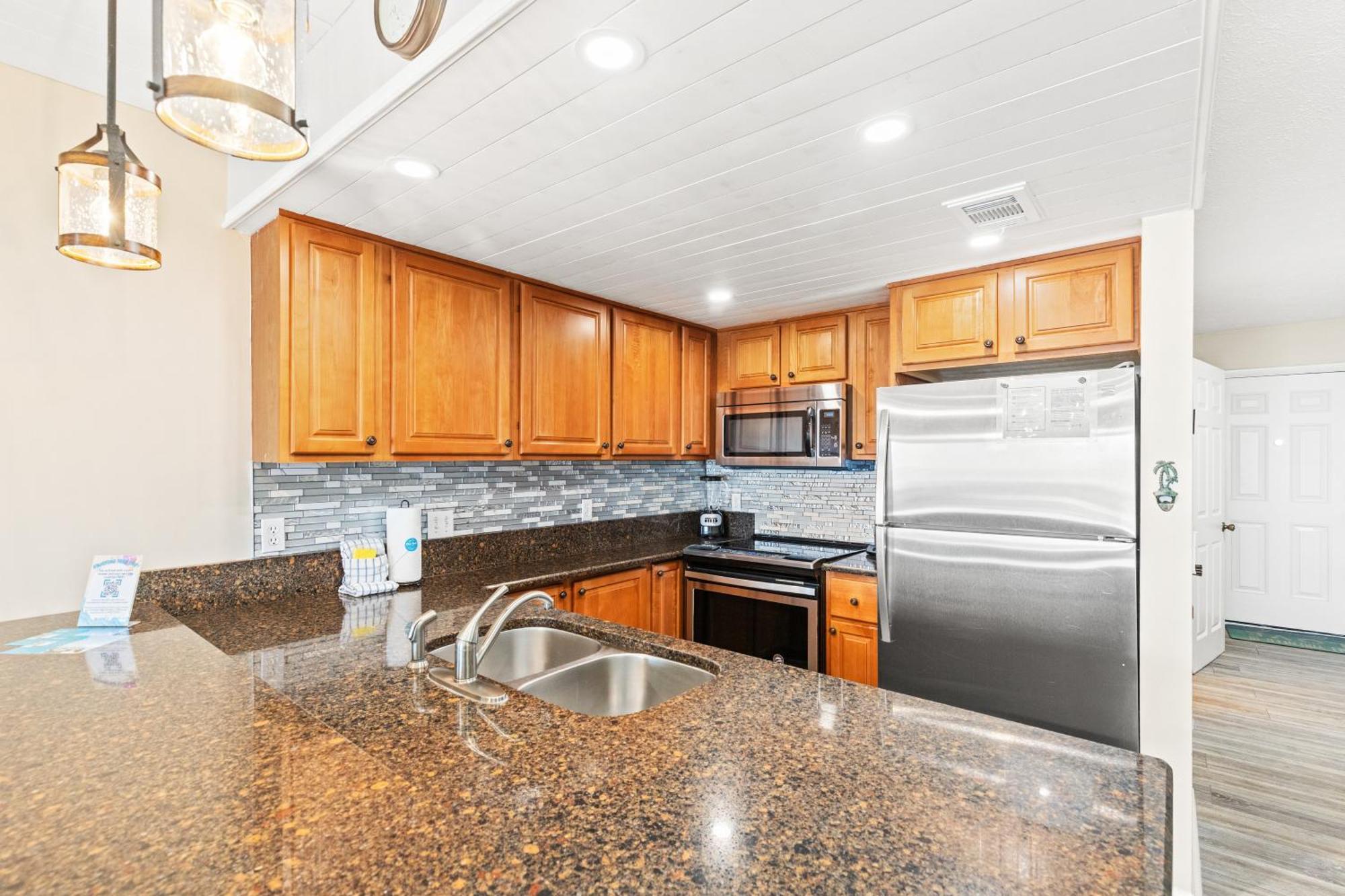 Holiday home Surf's Up! Pet-friendly, 2br 2ba Beachfront Townhouse, Sleeps 8!