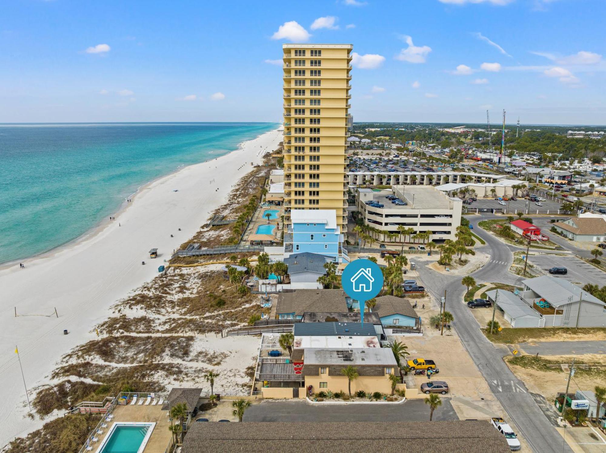 Holiday home Surf's Up! Pet-friendly, 2br 2ba Beachfront Townhouse, Sleeps 8! *
