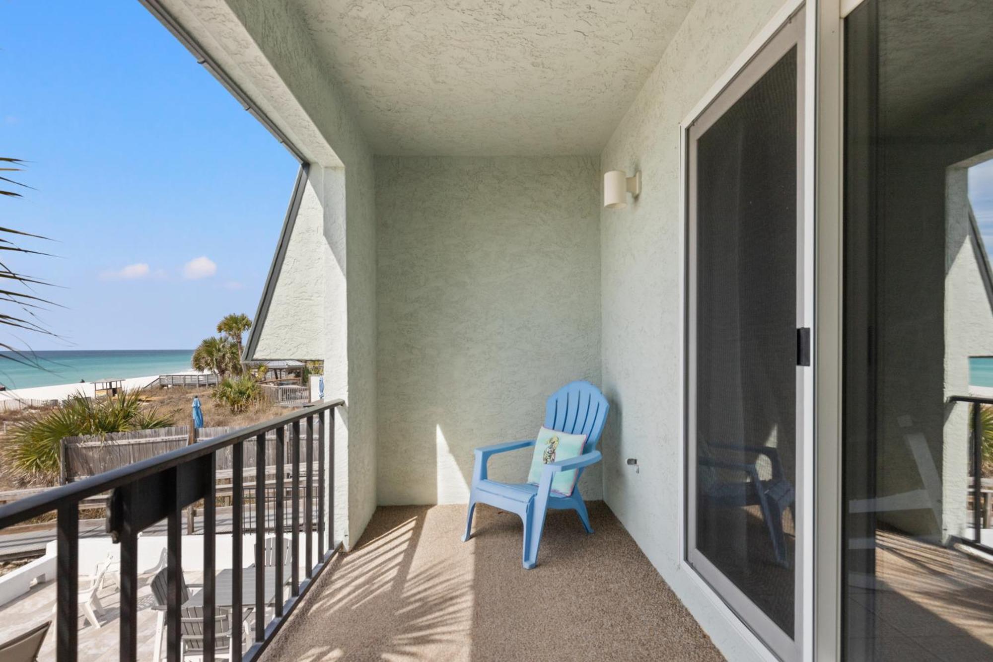 Holiday home Surf's Up! Pet-friendly, 2br 2ba Beachfront Townhouse, Sleeps 8!