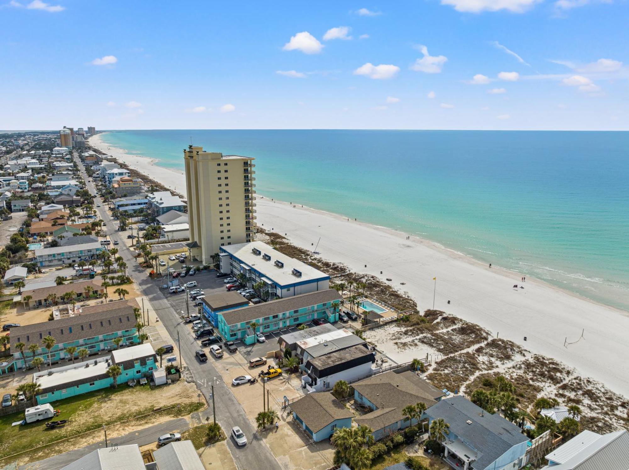 Holiday home Surf's Up! Pet-friendly, 2br 2ba Beachfront Townhouse, Sleeps 8! Panama City Beach
