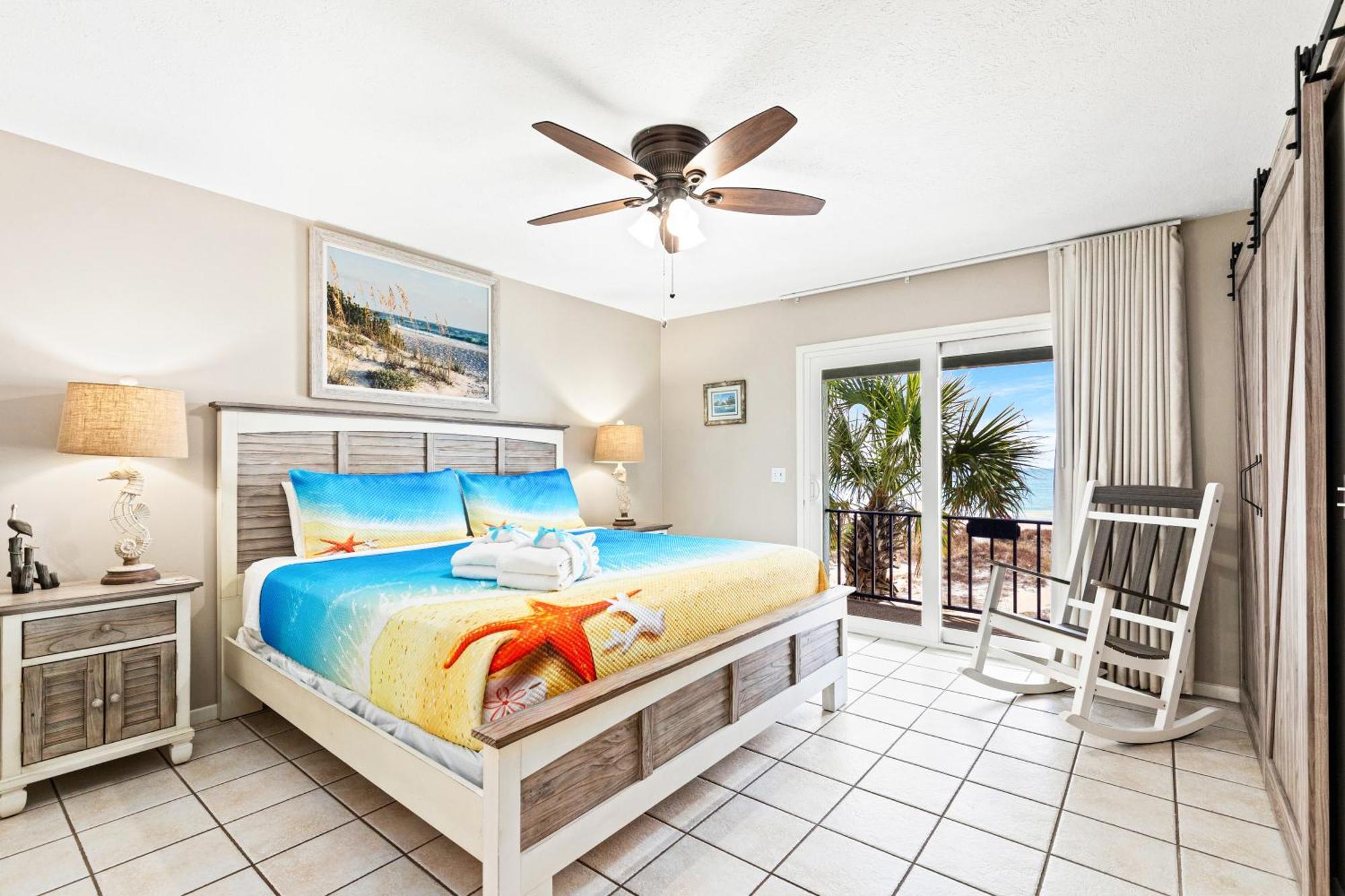 Holiday home Surf's Up! Pet-friendly, 2br 2ba Beachfront Townhouse, Sleeps 8!