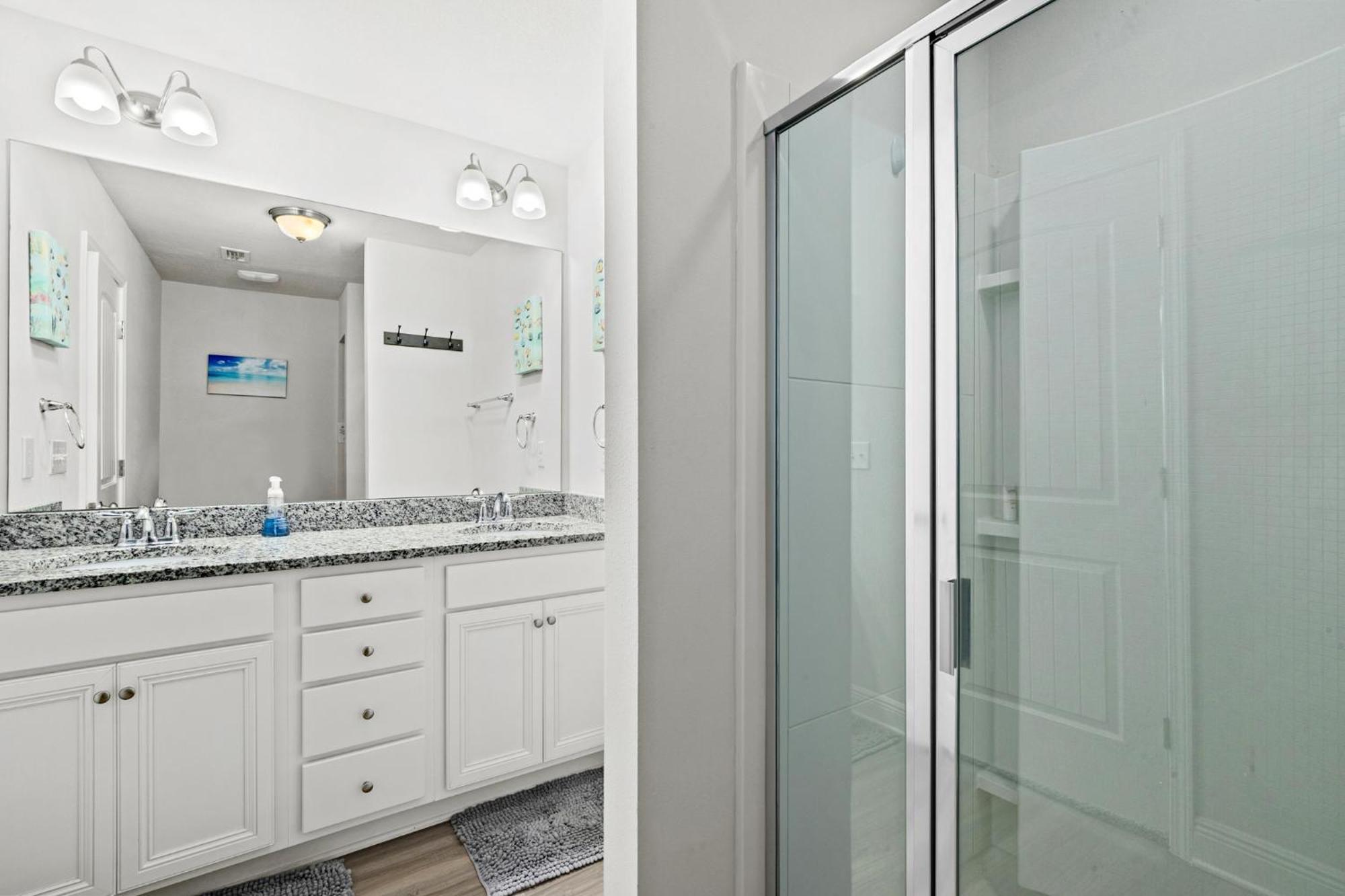 New ⁂serenity Beach⁂ Lakefront 3brs Close To