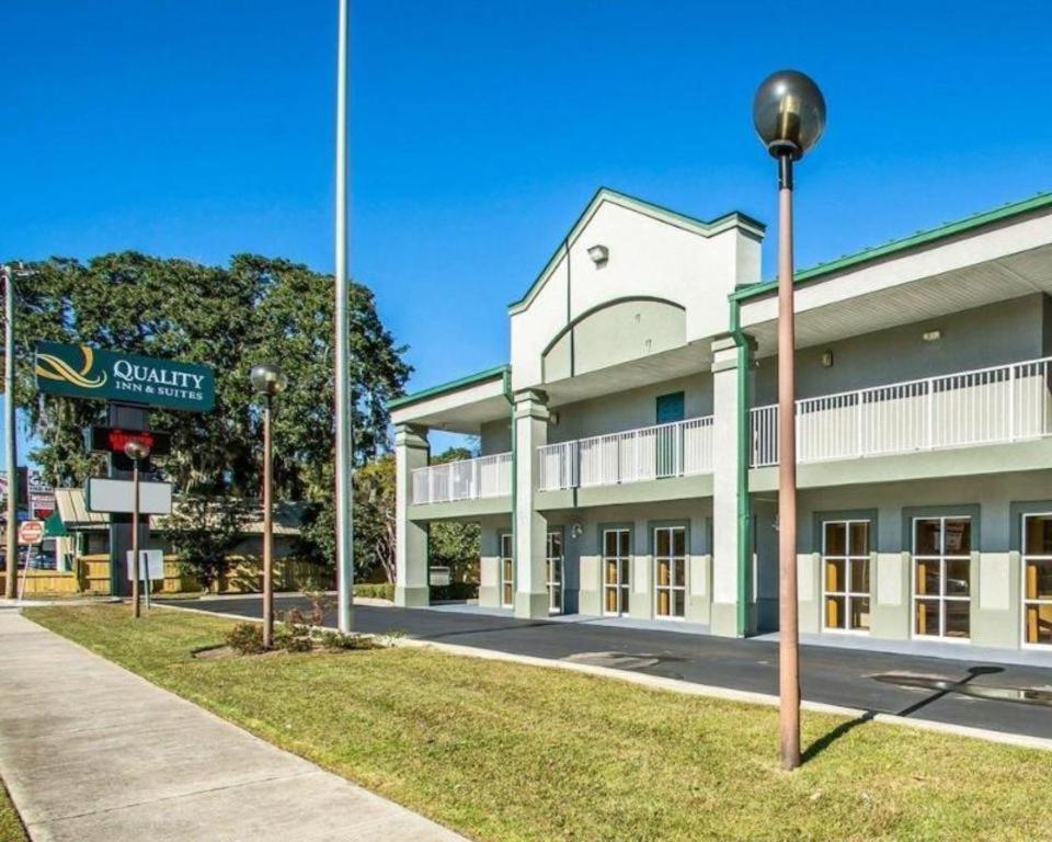 Quality & Near Panama Hotel 2*