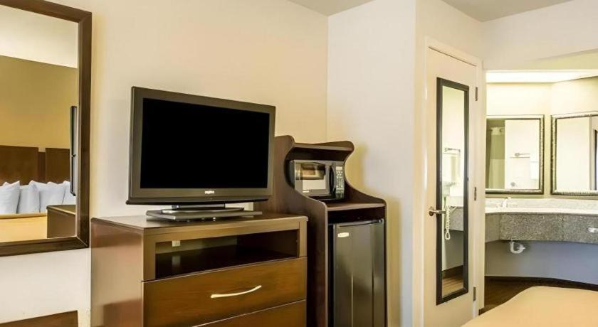 Quality & Near Panama 2* Panama City Beach