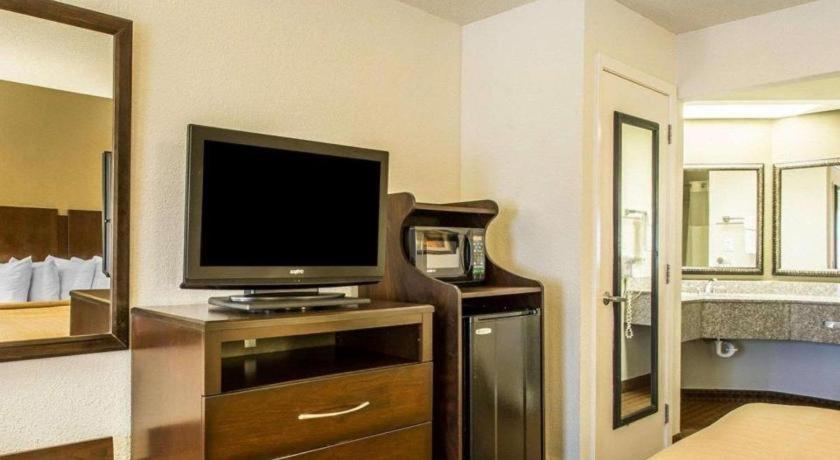 Hotel Quality & Near Panama Panama City Beach