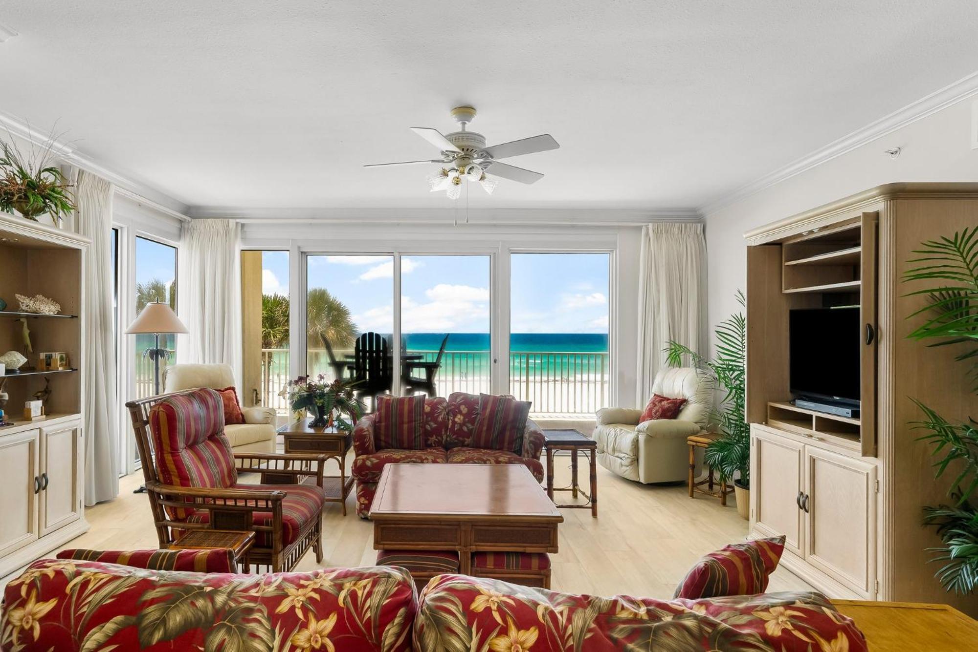 Grande Surf 1e Apartment