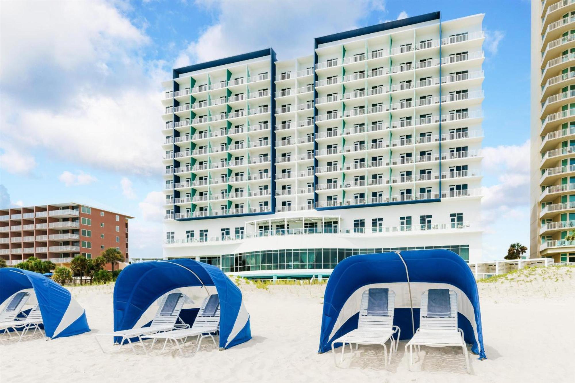 Hyatt Place Panama - Beachfront 5*