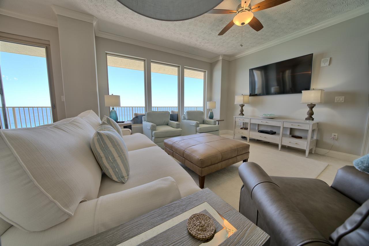 Gulf Front With Access And Beachside Pool - Unit 1604 *