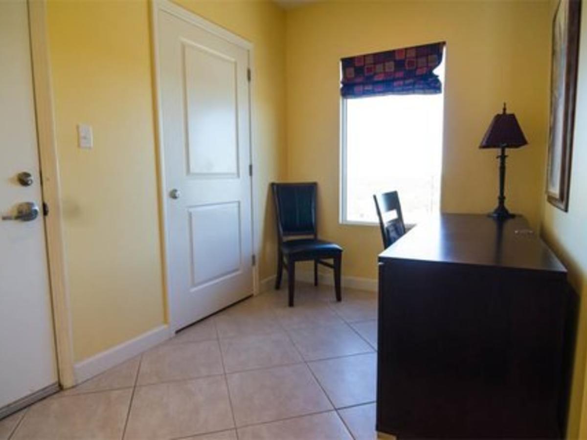 Grandview East Apartment *