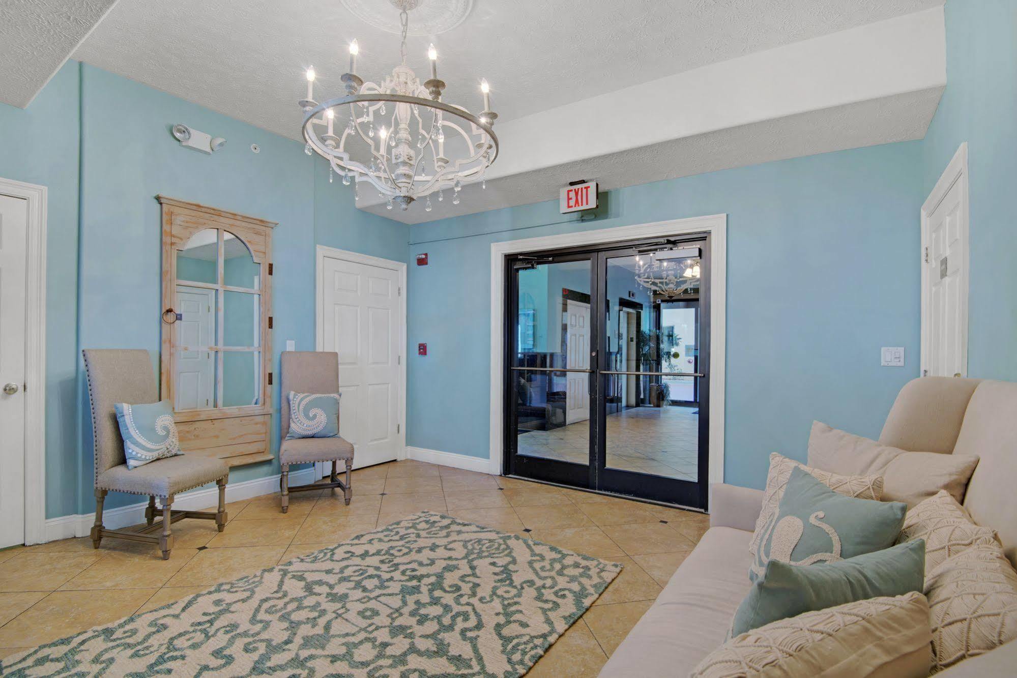 Aparthotel Gulf Crest Condominiums