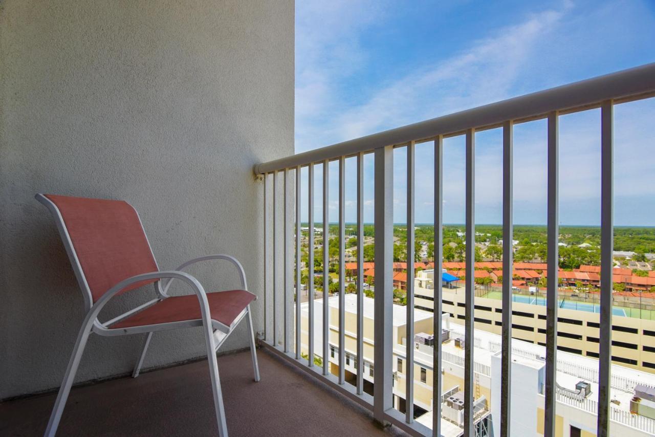 Aparthotel Majestic By Book That 3*