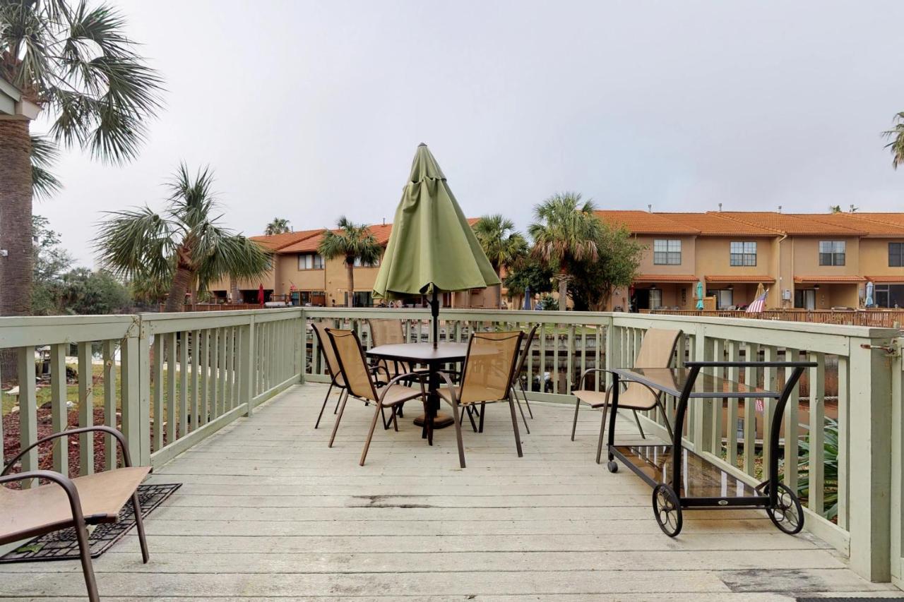 Hotel Gulf Highlands- 203 Saint Katherine Blvd *
